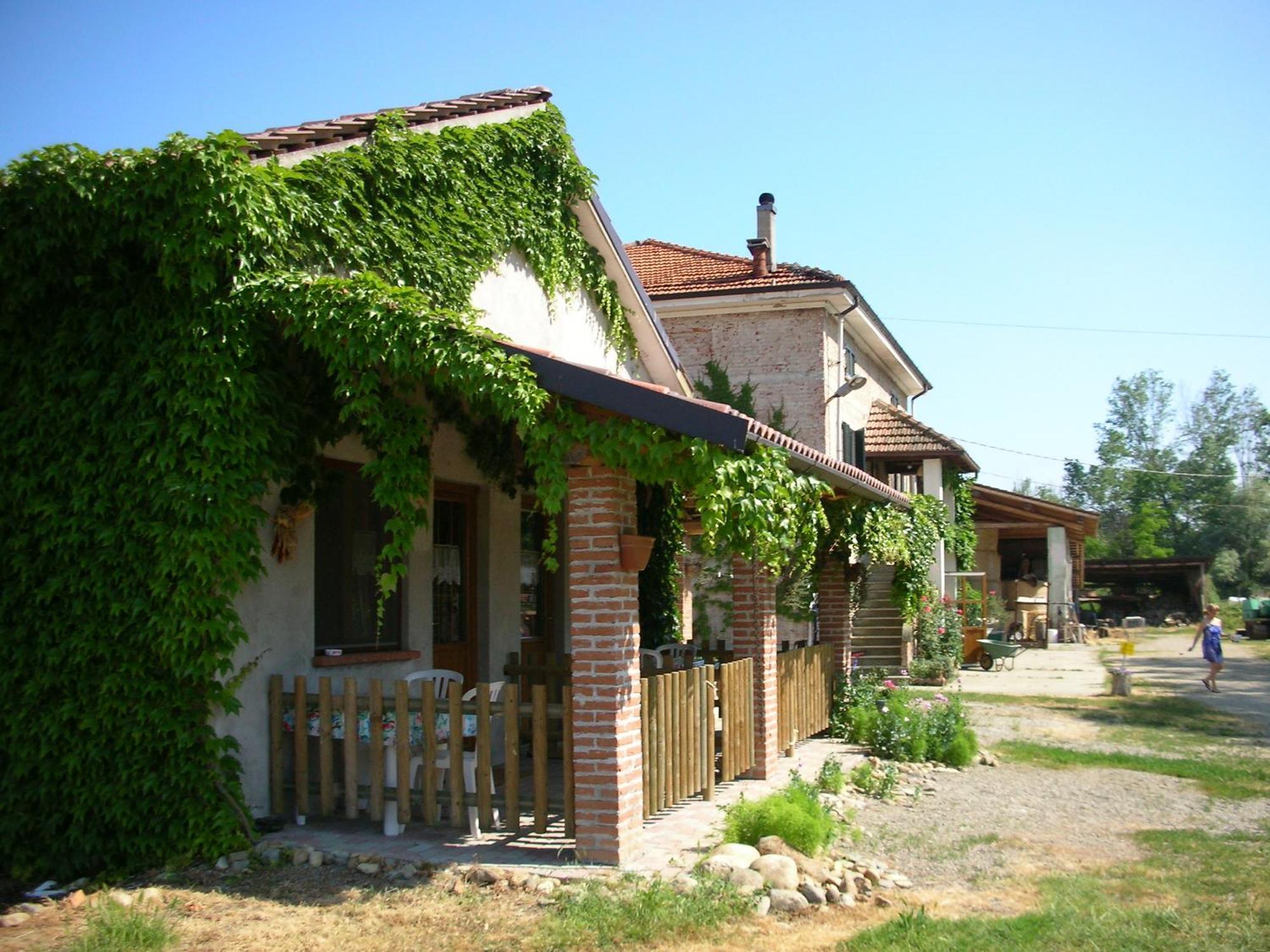 Villa Cascina Beneficio Castelnuovo Bormida Exterior foto